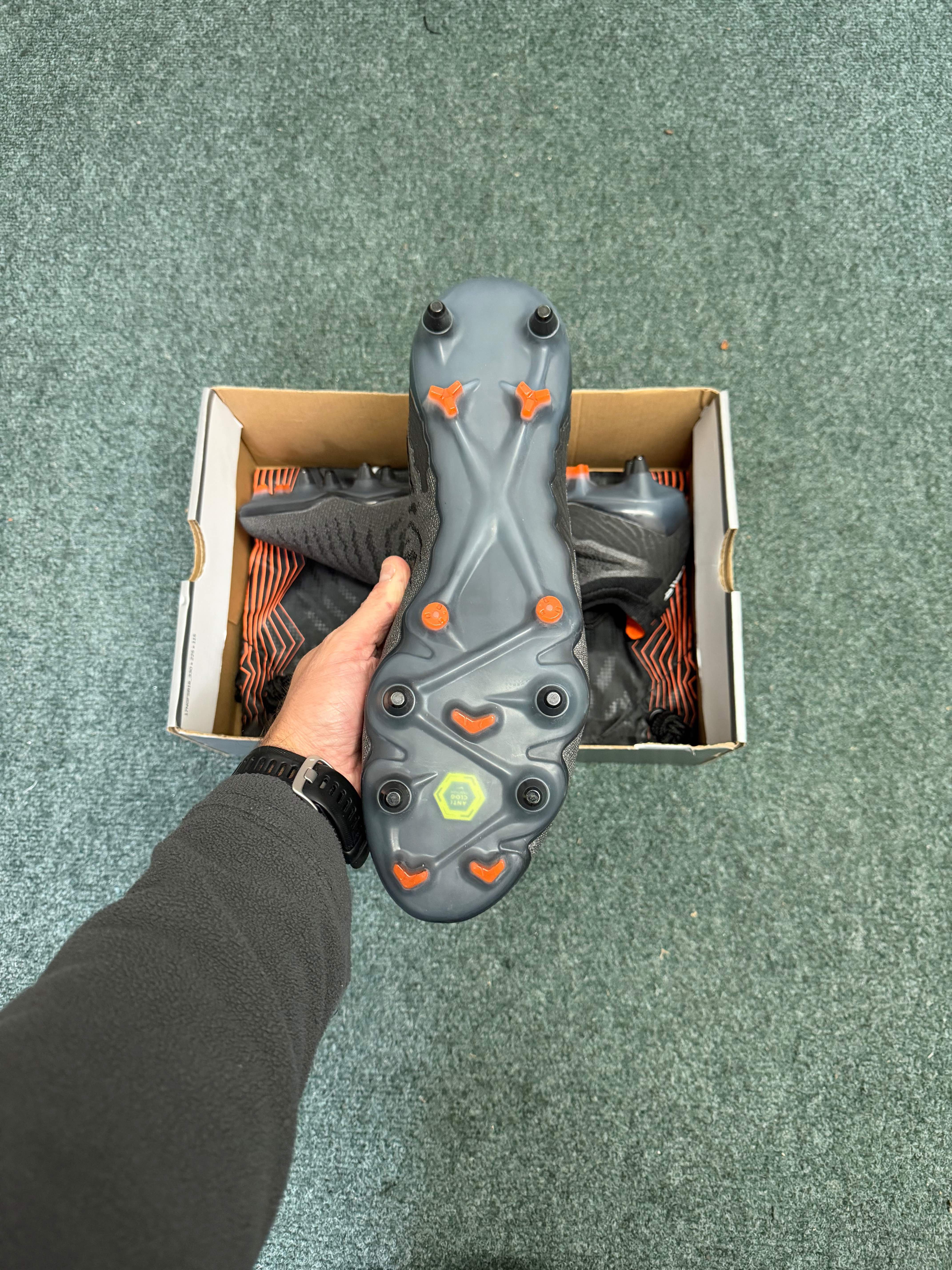 Nike Phantom GX Elite SG-Pro AC