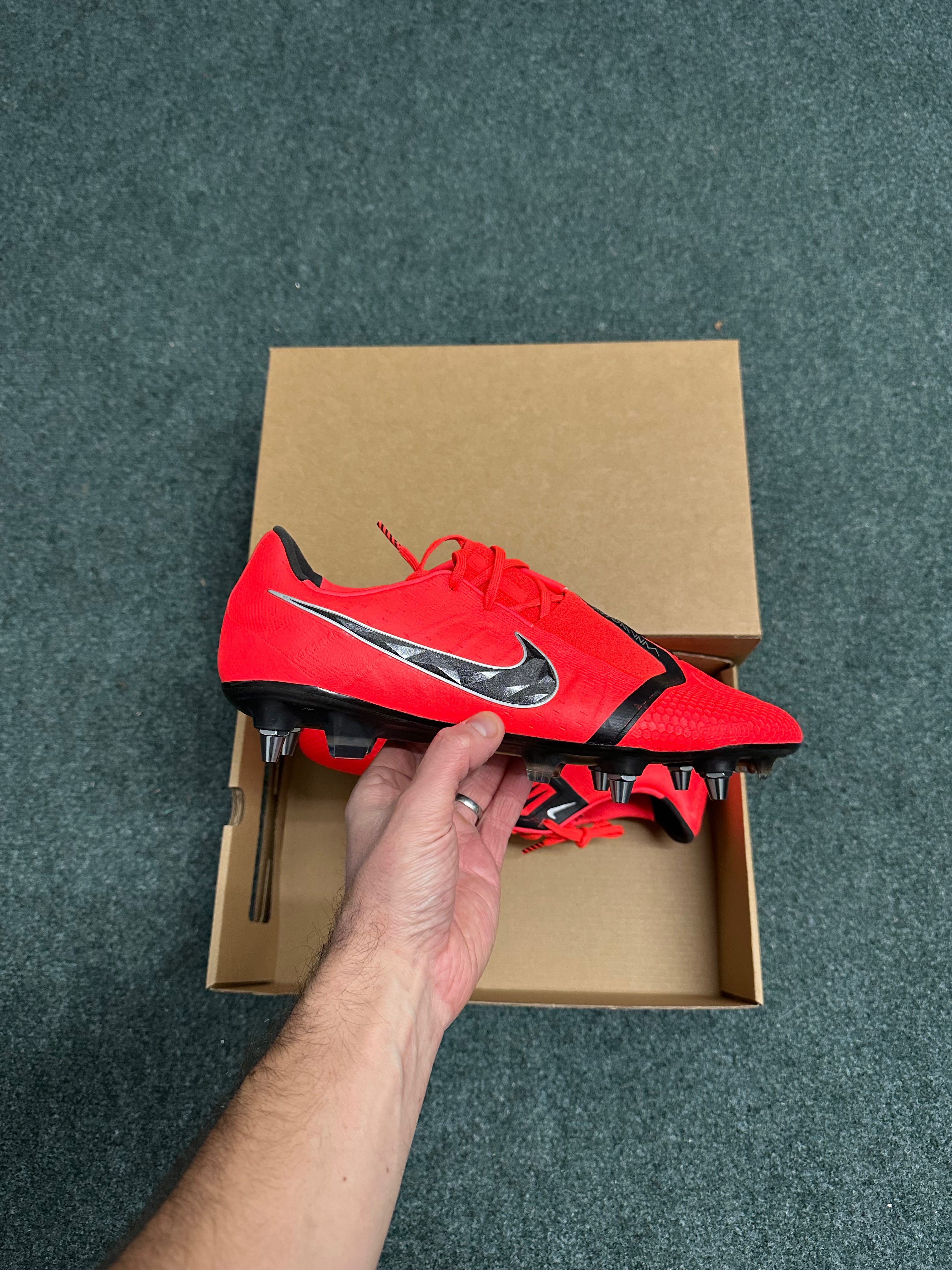 Nike Phantom VNM Elite SG-Pro