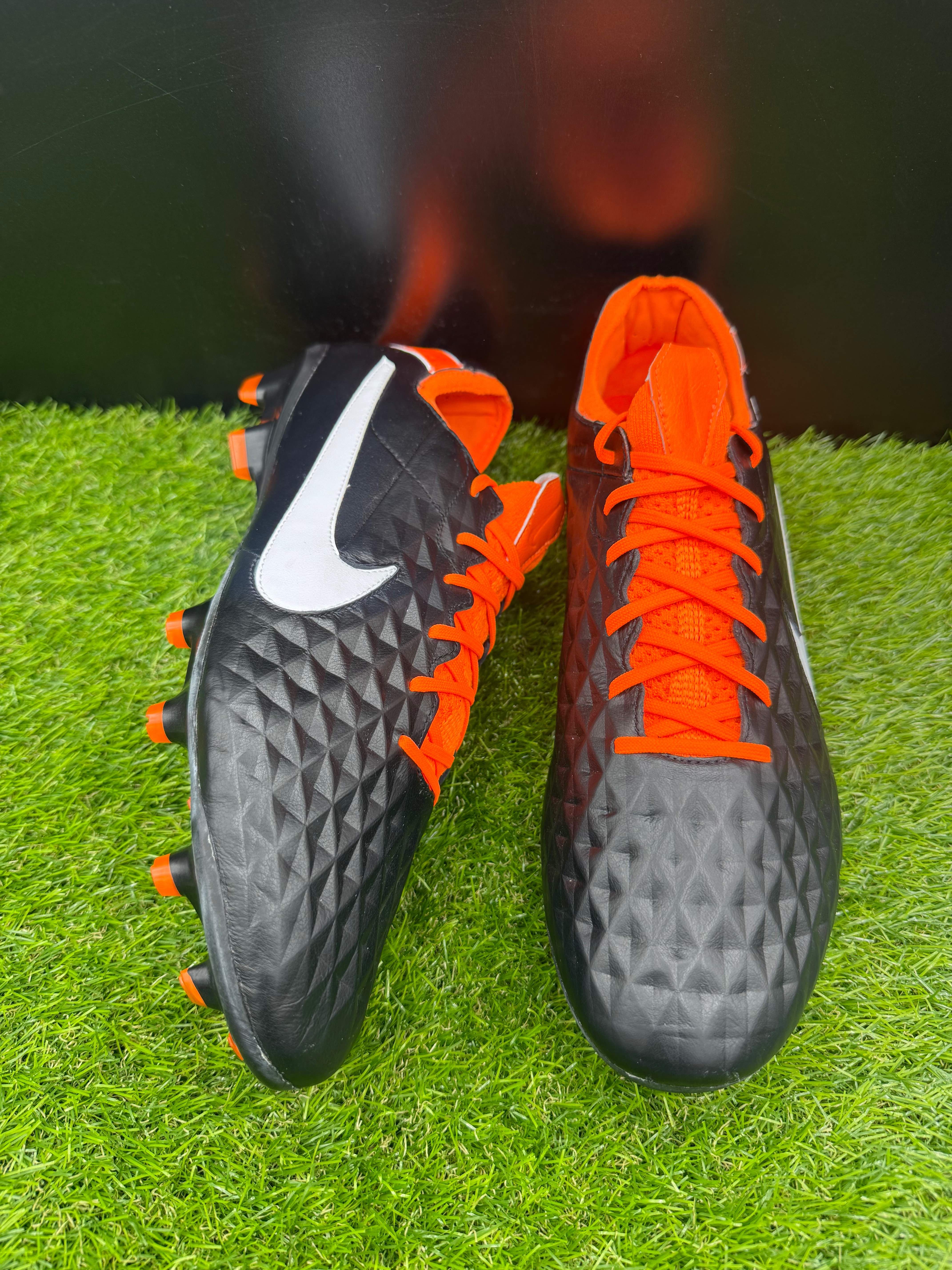 Nike Tiempo Legend 8 Elite DNA FG