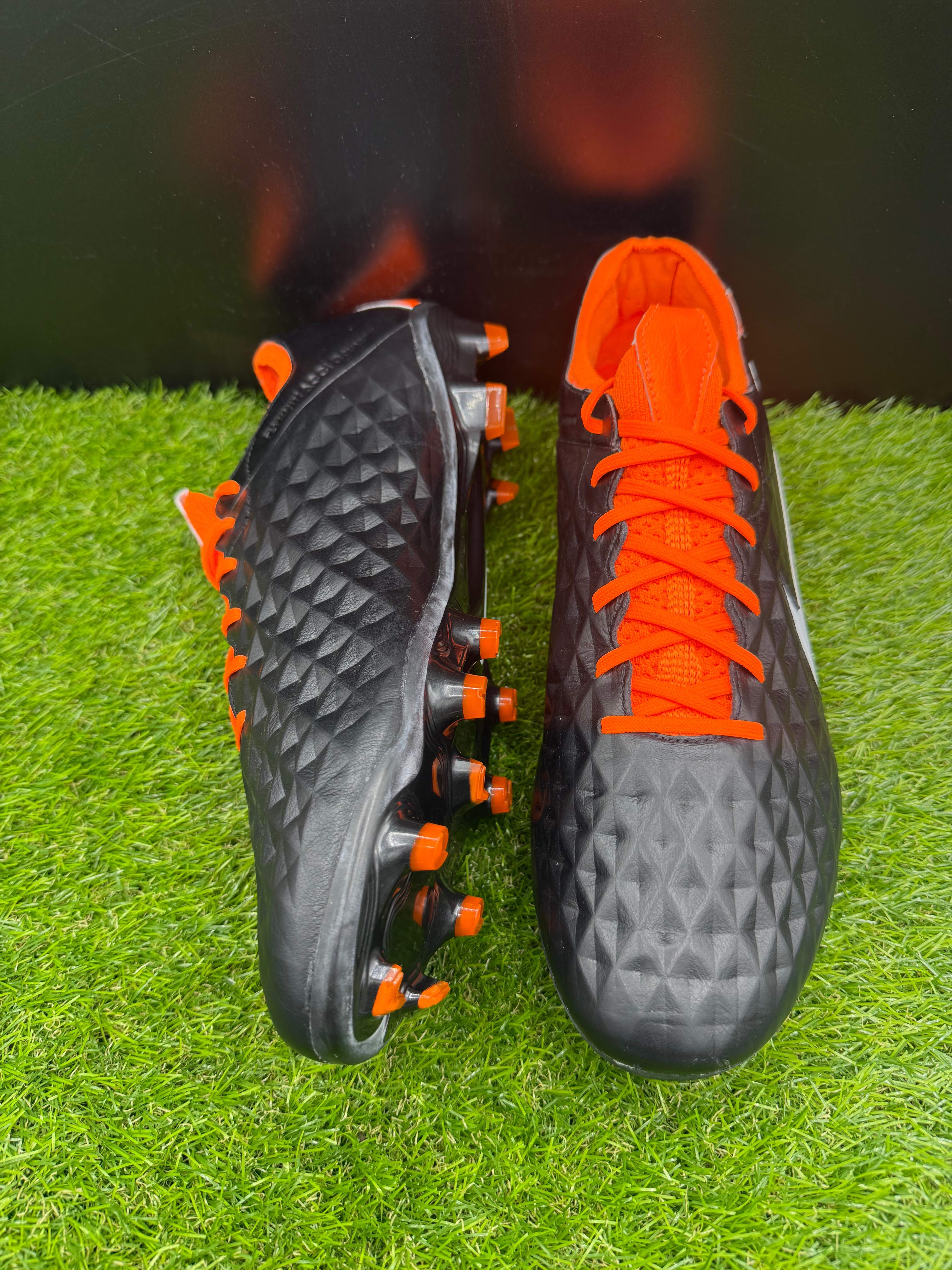 Nike Tiempo Legend 8 Elite DNA FG