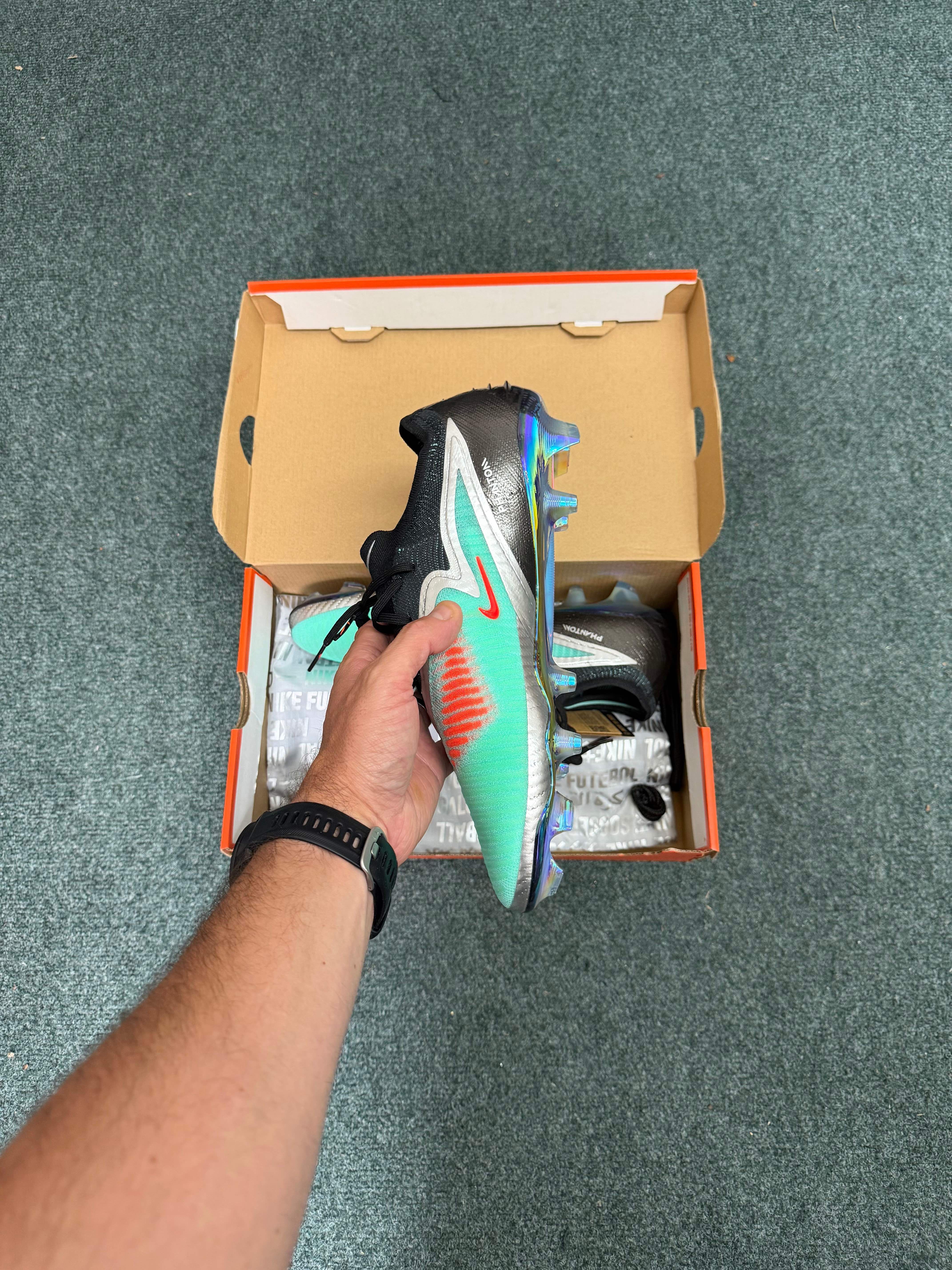 Nike Phantom 6 Low Elite LE FG