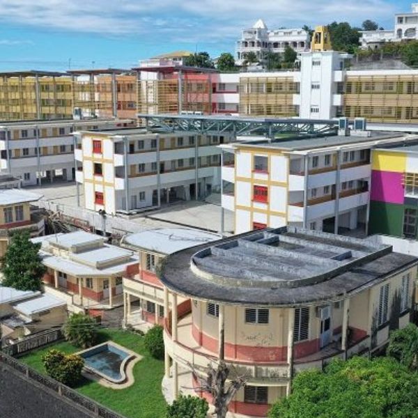 veu aerienne Lycée Schoelcher 1