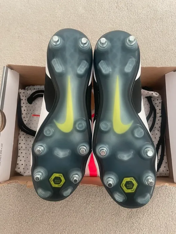 Nike Tiempo Legend 10 Elite SG-Pro Anti-Clog