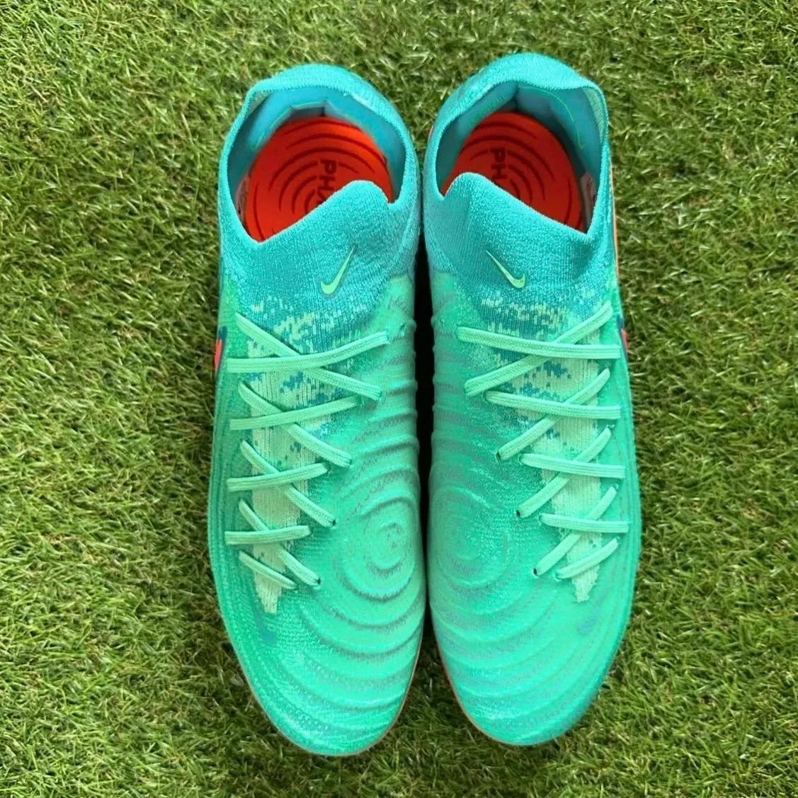 Nike Phantom GX2 Elite LV8 FG