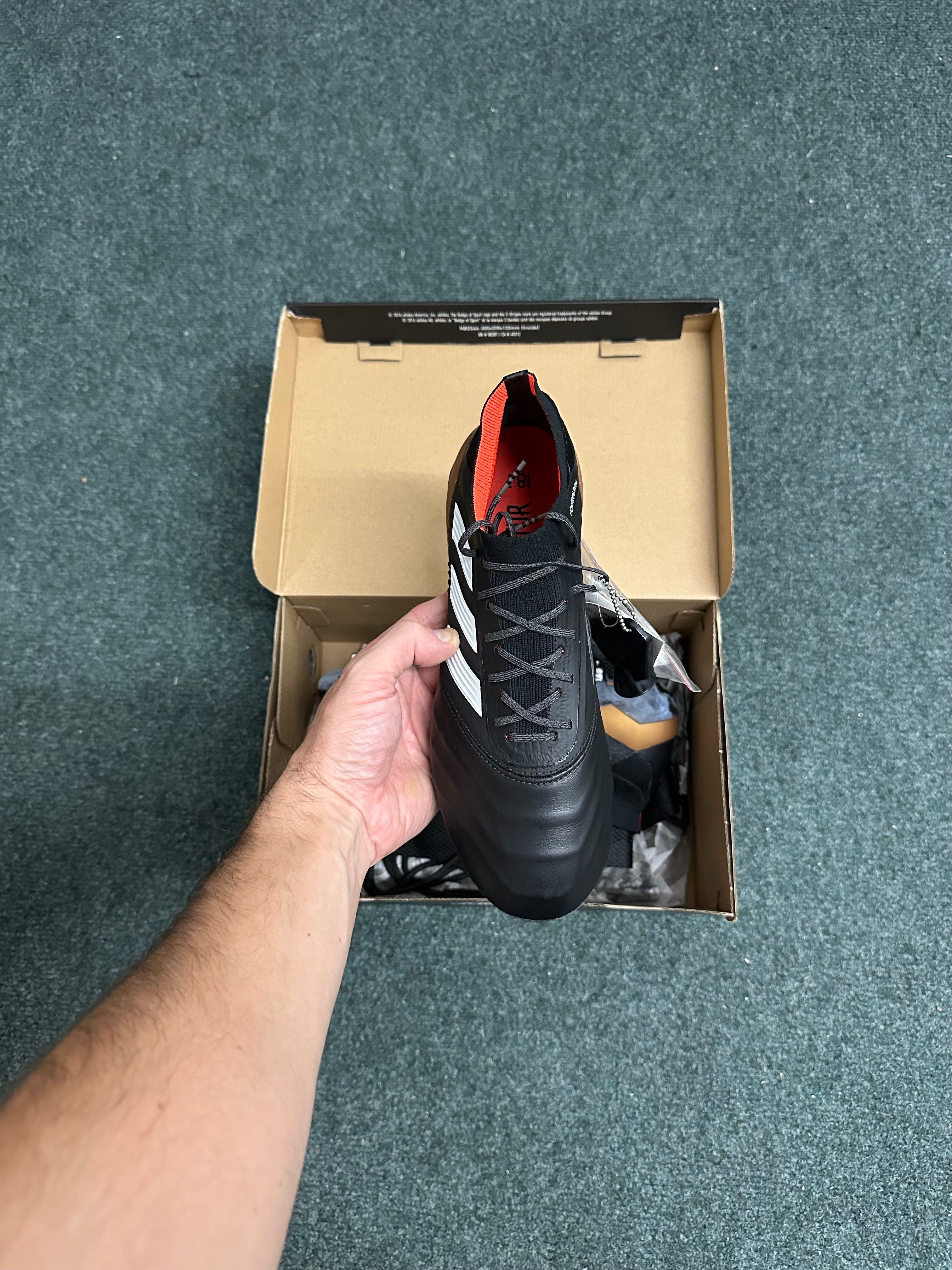 Adidas Predator 18.1 SG Leather