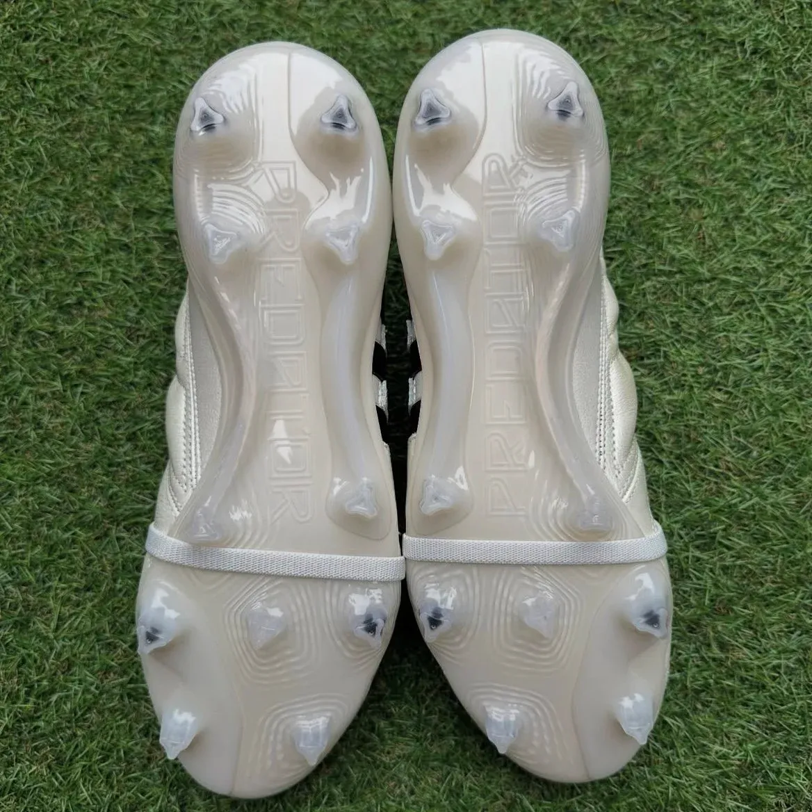 Adidas Predator Mania MIG FG Champagne