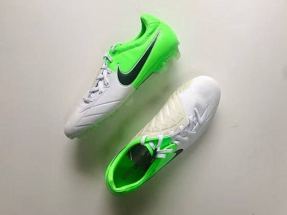Nike Total 90 T90 Laser IV KL FG Euro 2012 