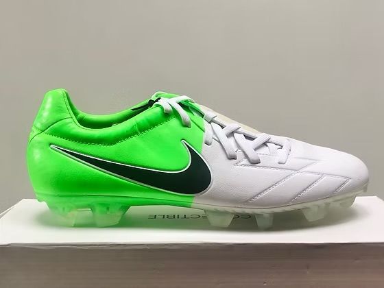 Nike Total 90 T90 Laser IV KL FG Euro 2012 