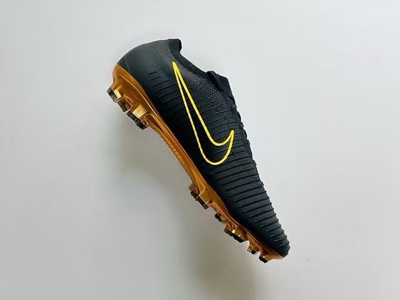 Nike Mercurial Flyknit Ultra FG