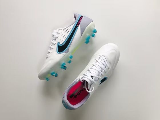 Nike Tiempo Legend 9 Elite SG AC Blast Pack 