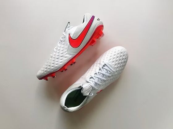 Nike Tiempo Legend VIII FG