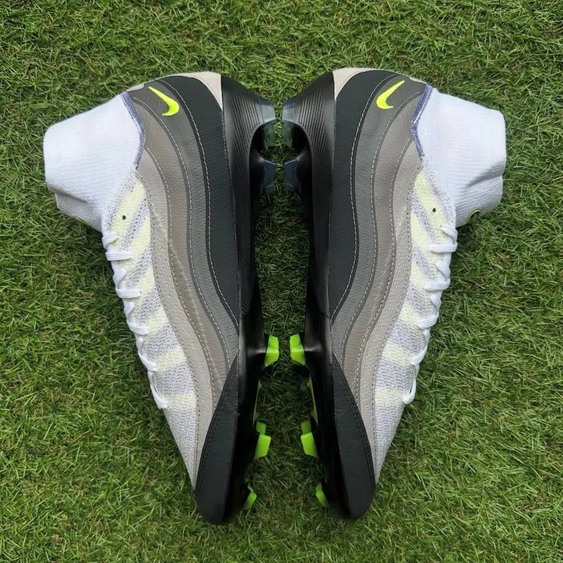 Nike Air Zoom Mercurial Superfly 10 x Air Max 95 Elite FG