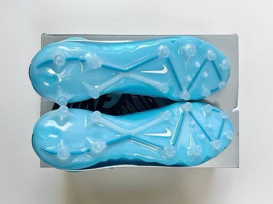 Nike Phantom Luna II Elite AG Mad Voltage Pack