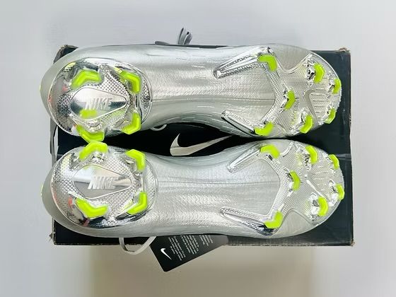 NIKEiD Mercurial Superfly Elite 360 Heritage Pack 2002 FG