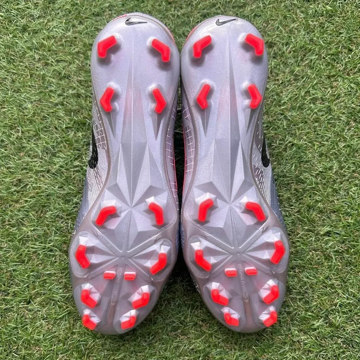 Nike Phantom Venom Elite FG