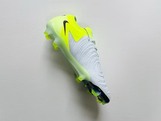 Nike Phantom GX II Elite Mad Voltage Pack