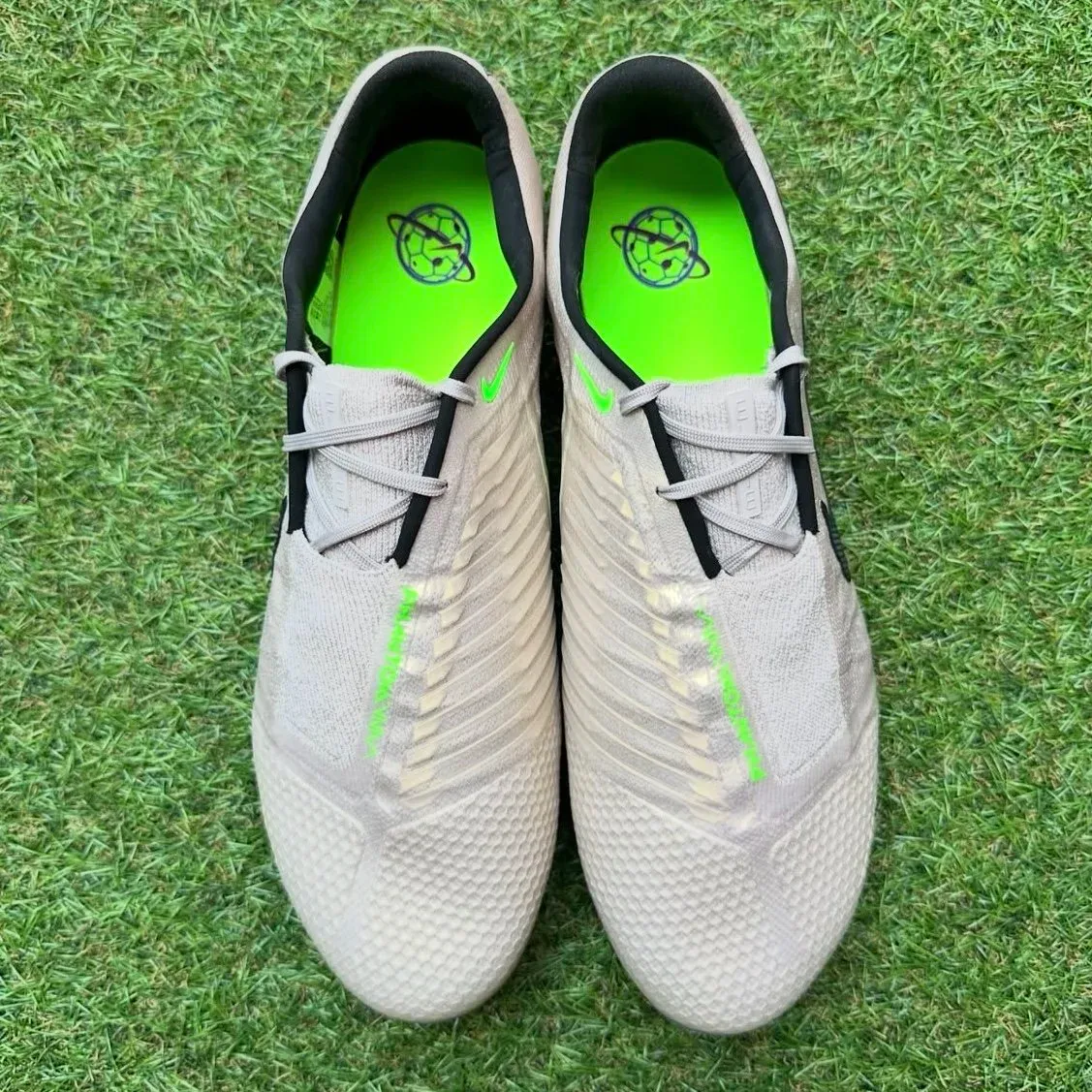 Nike Phantom Venom Elite FG