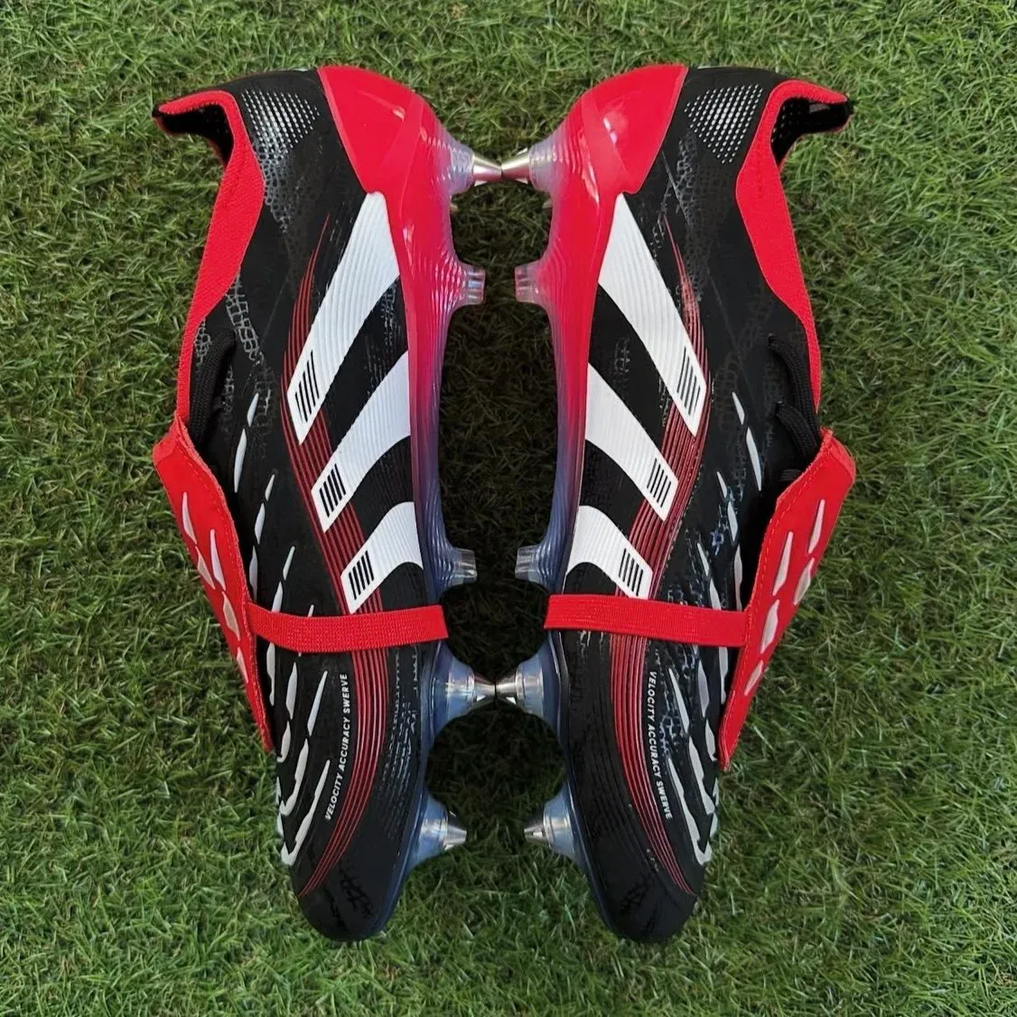 Adidas Predator Elite FT SG “Moments”