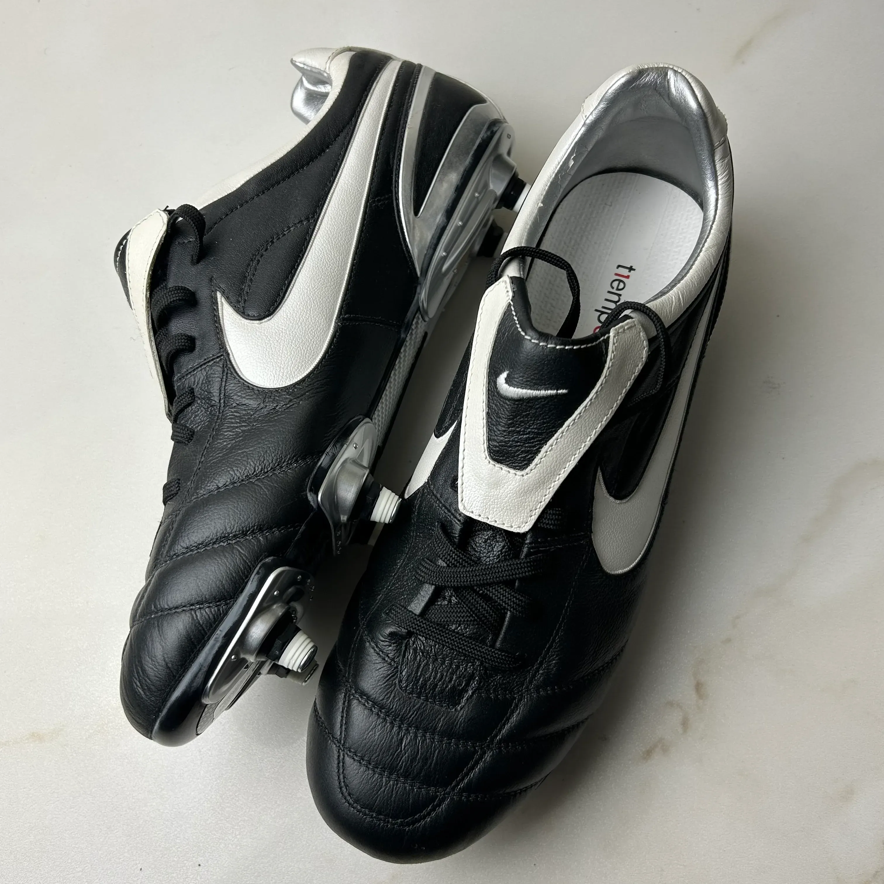 Nike Air Zoom Legend II SG