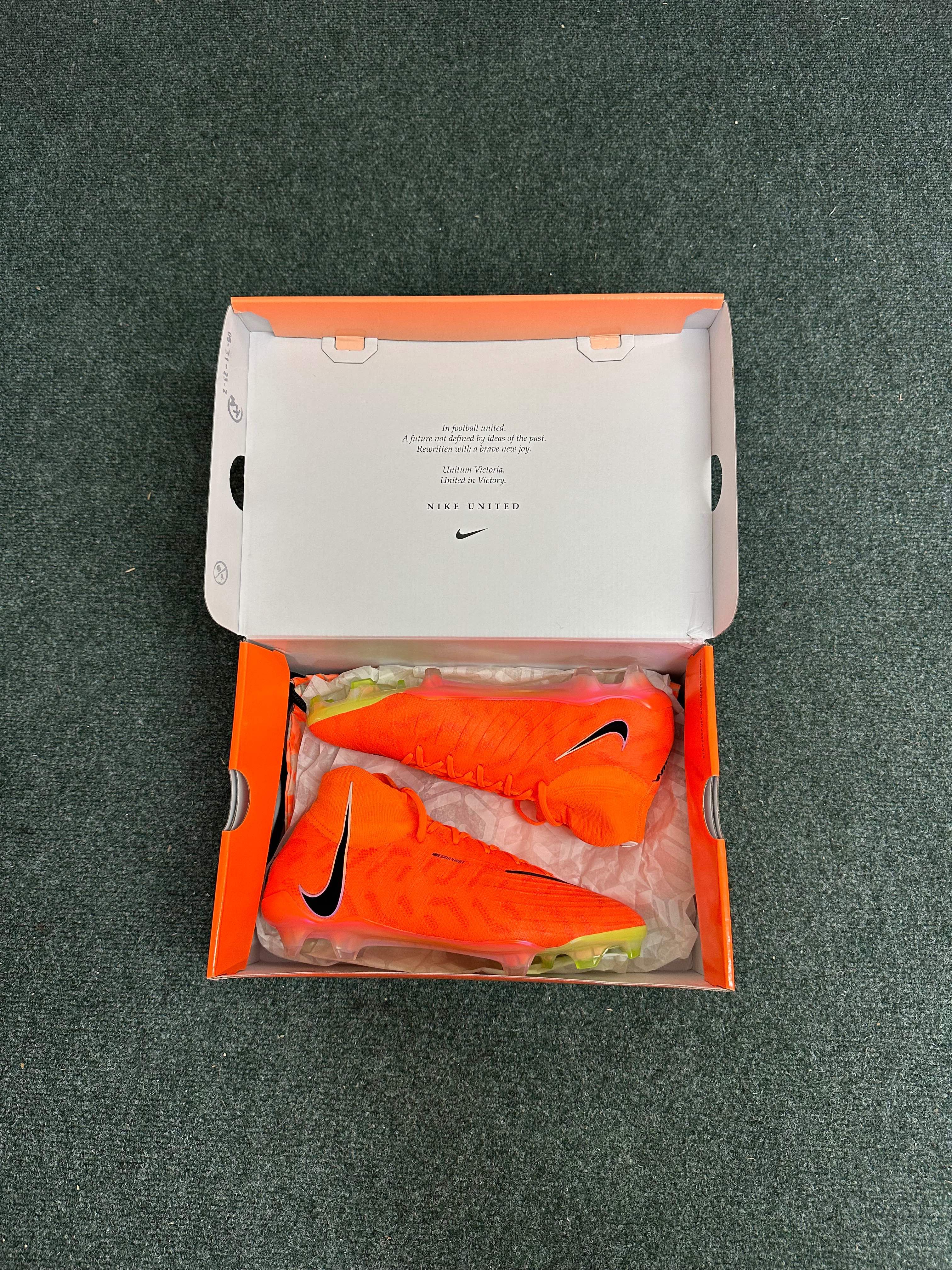 Nike Phantom Luna Elite NU FG