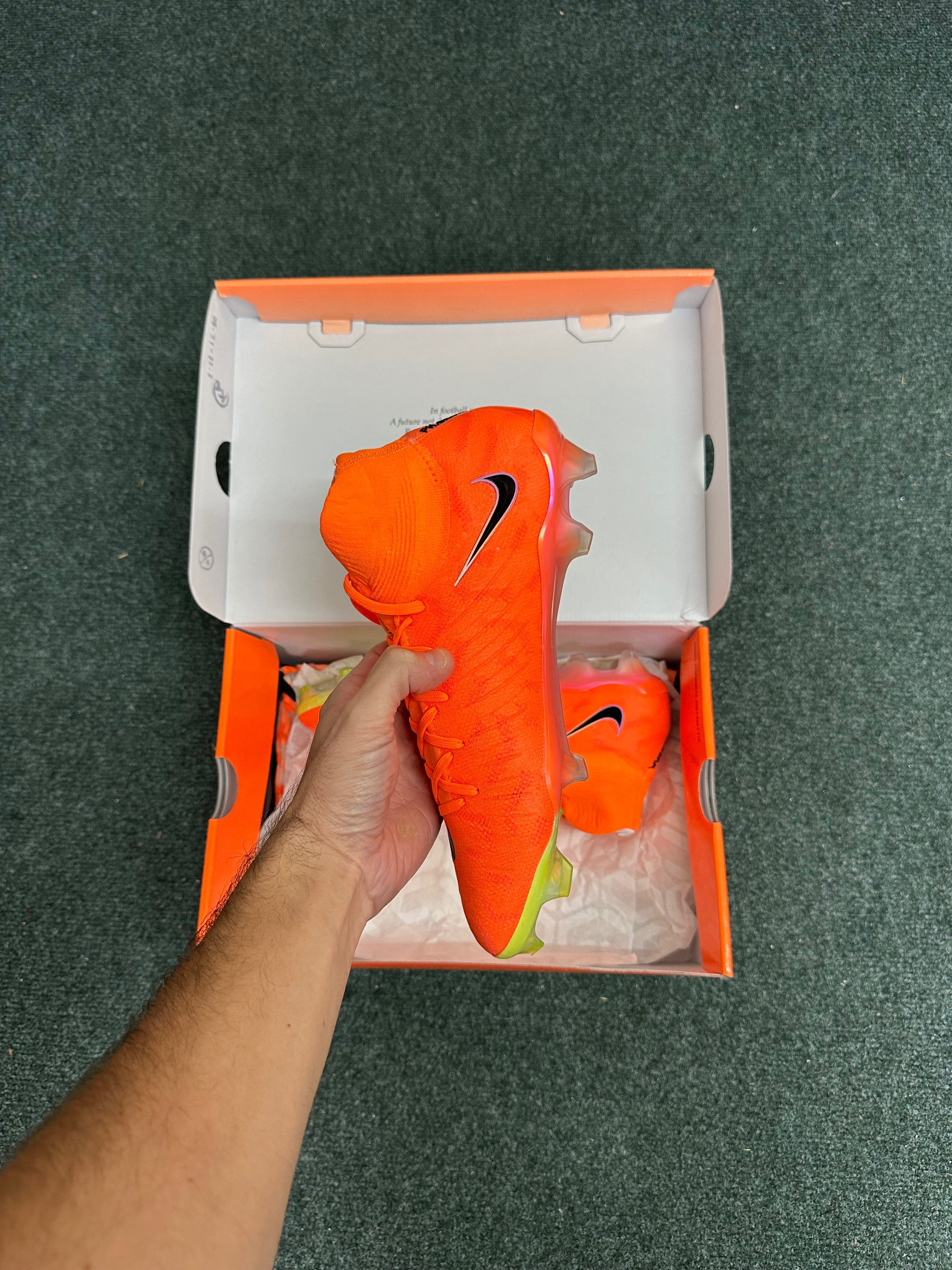 Nike Phantom Luna Elite NU FG