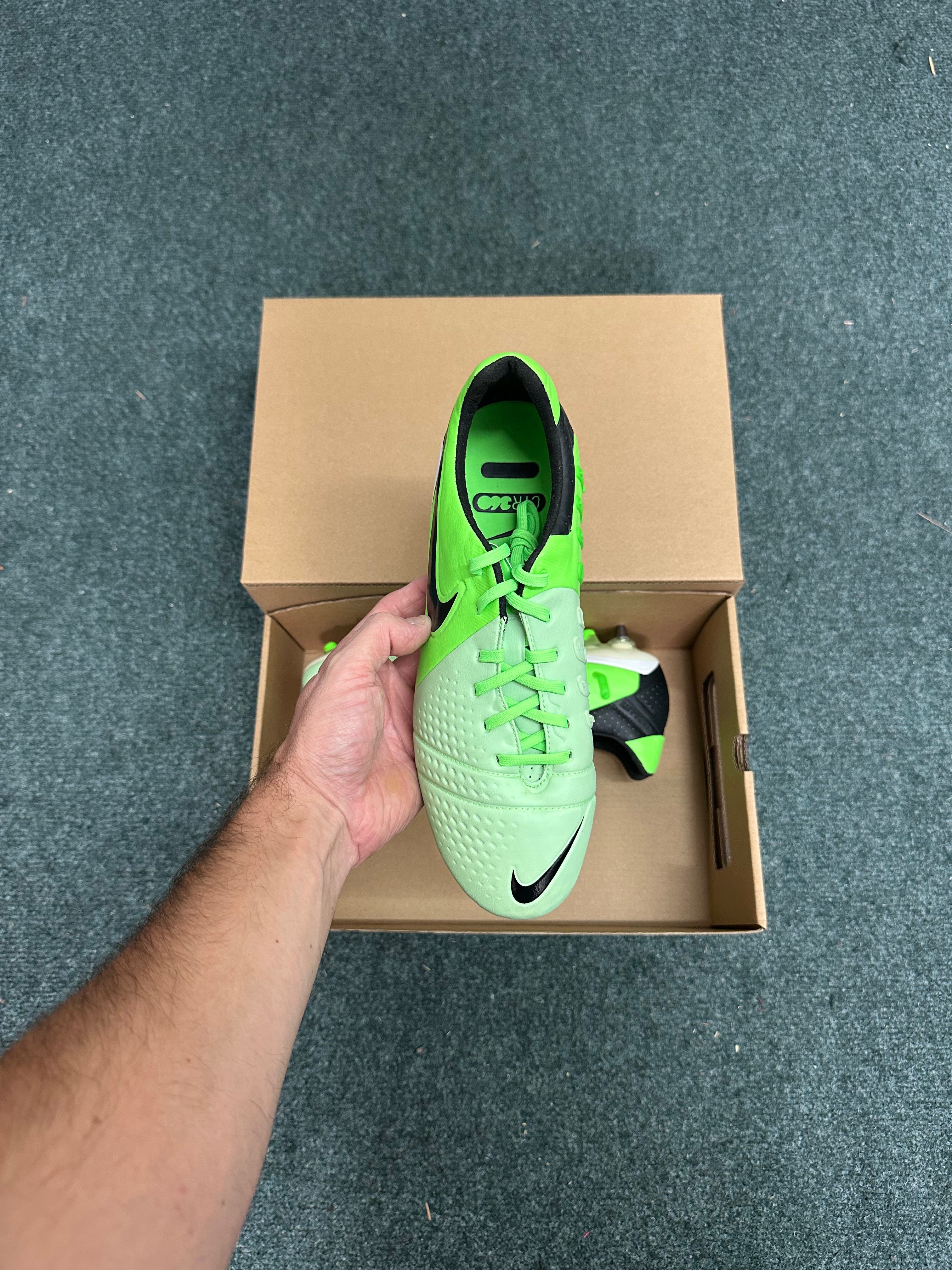 Nike CTR360 Maestri III SG