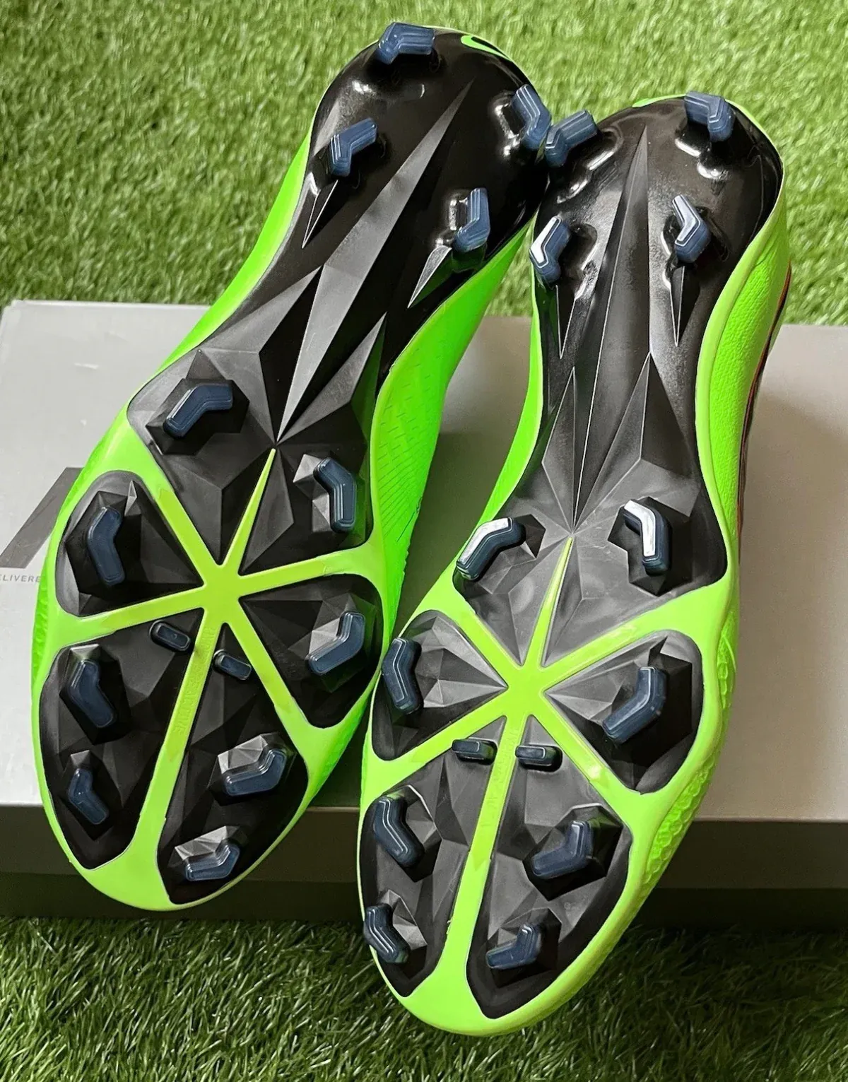Nike Phantom Venom Elite FG