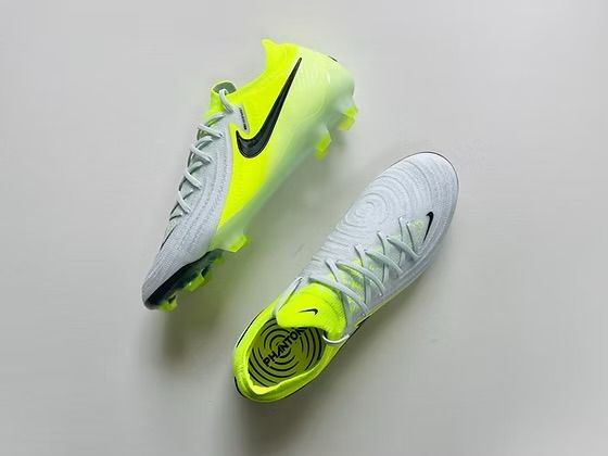 Nike Phantom GX II Elite FG Mad Voltage Pack