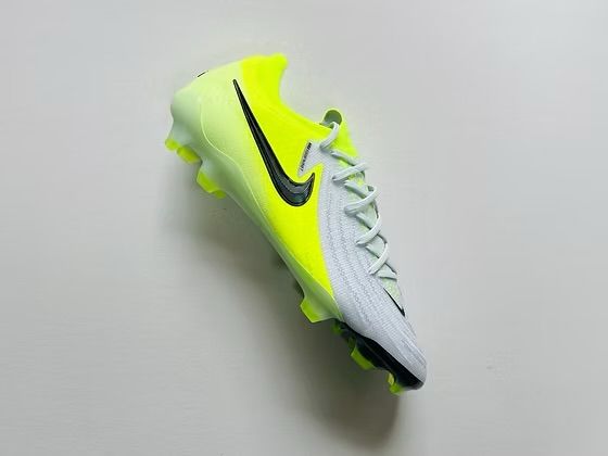 Nike Phantom GX II Elite FG Mad Voltage Pack