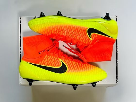Nike Magista Obra SG Pro Spark Brilliance Pack