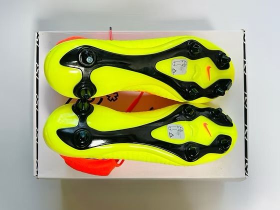 Nike Magista Obra SG Pro Spark Brilliance Pack