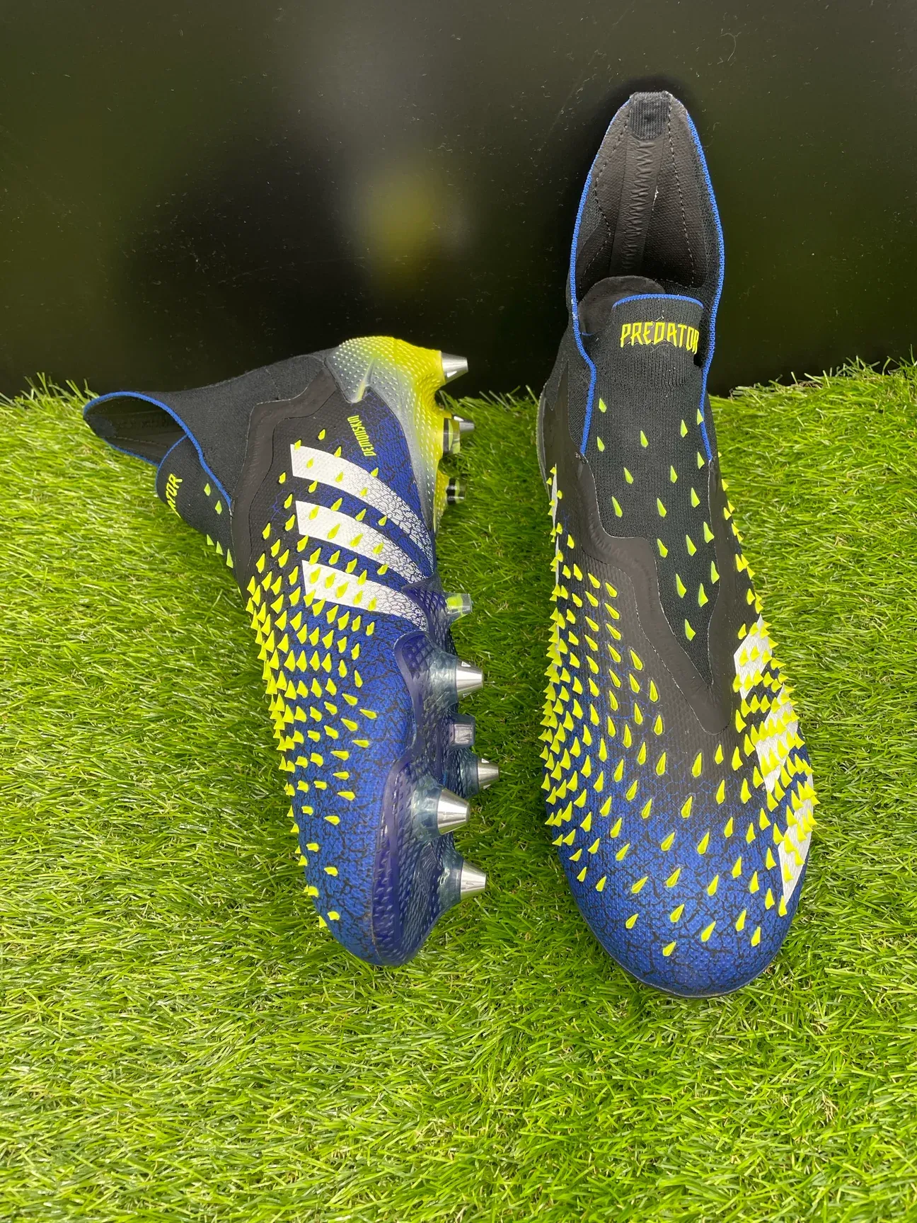 Adidas Predator Freak+ SG