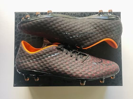Nike Hypervenom Phantom TRANSFORM SE FG