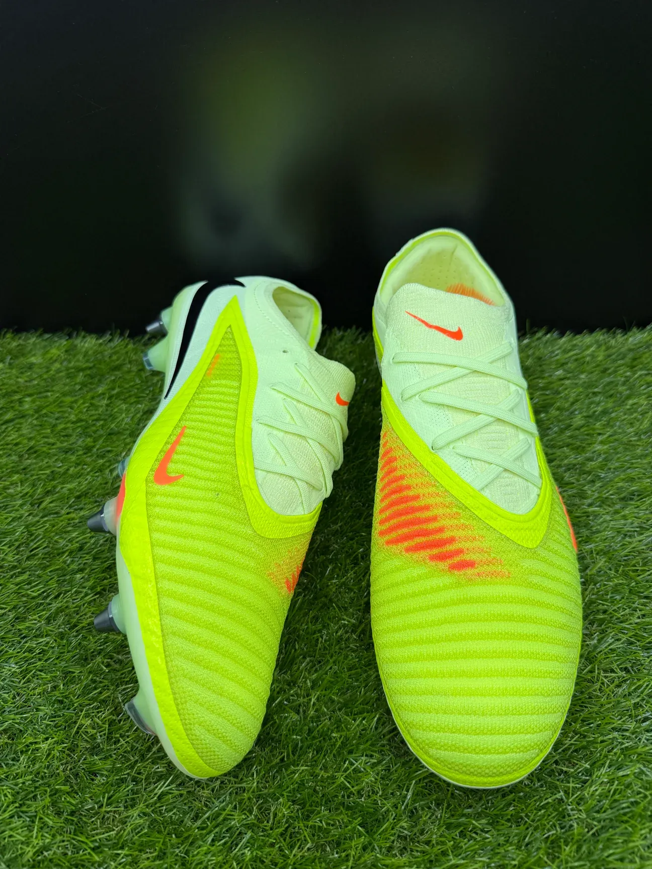 Nike Phantom 6 Low Elite SG-Pro