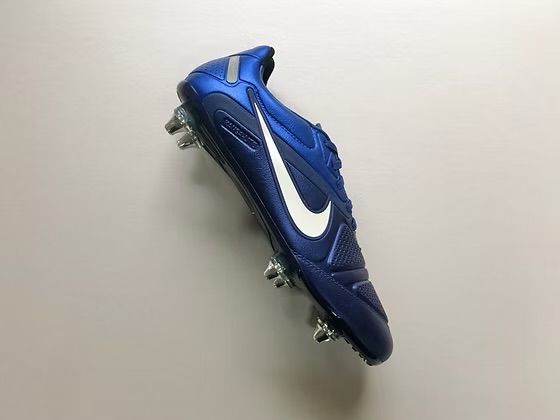 Nike CTR360 Maestri II SG Carbon Fibre