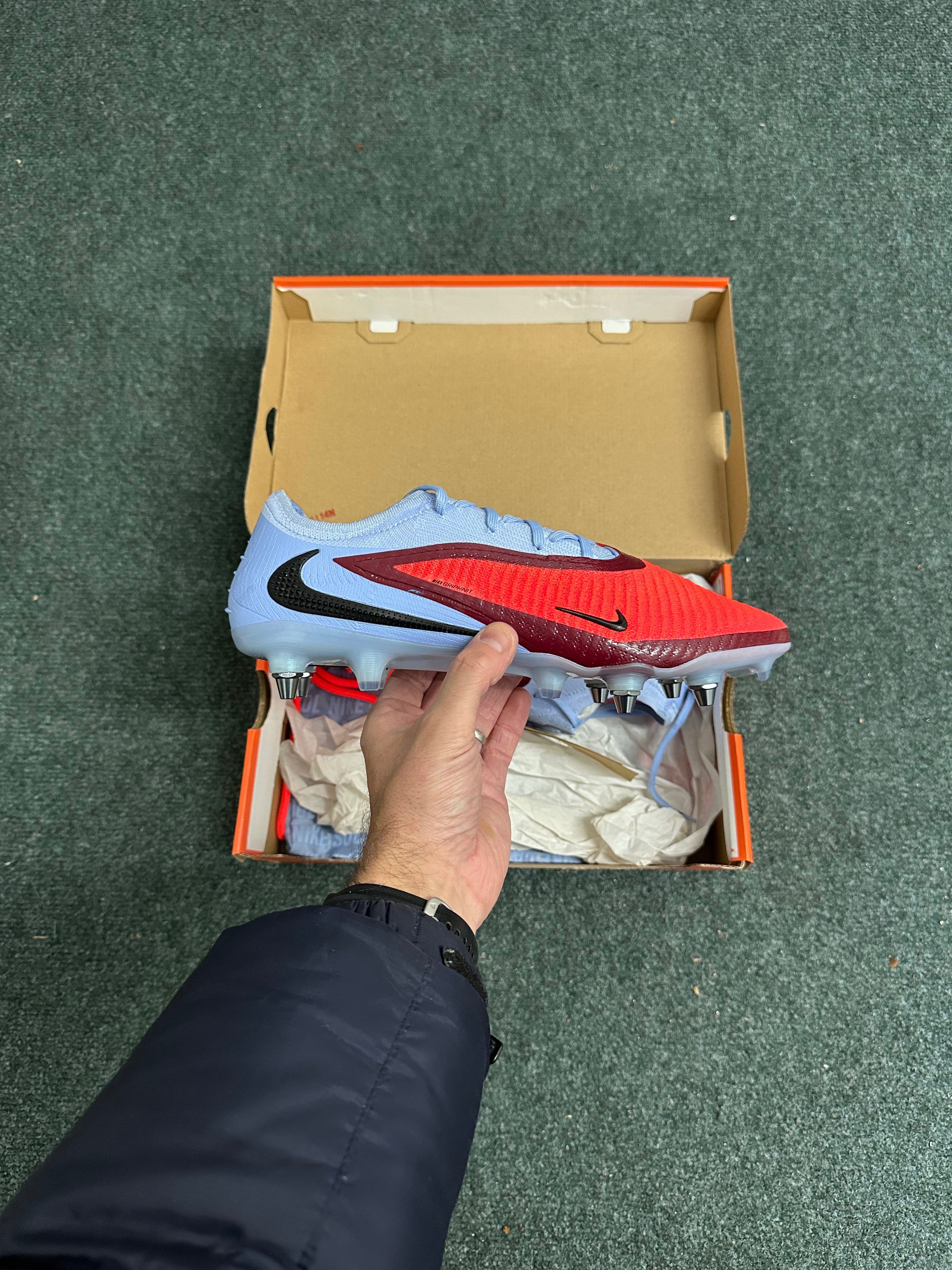 Nike Phantom 6 Low Elite SG Player Edition 