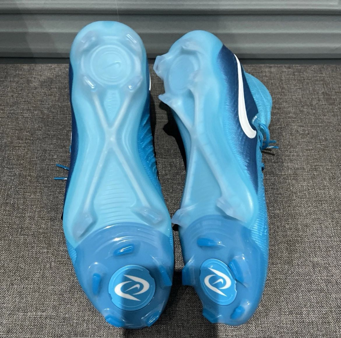 Nike Phantom Luna II Elite FG