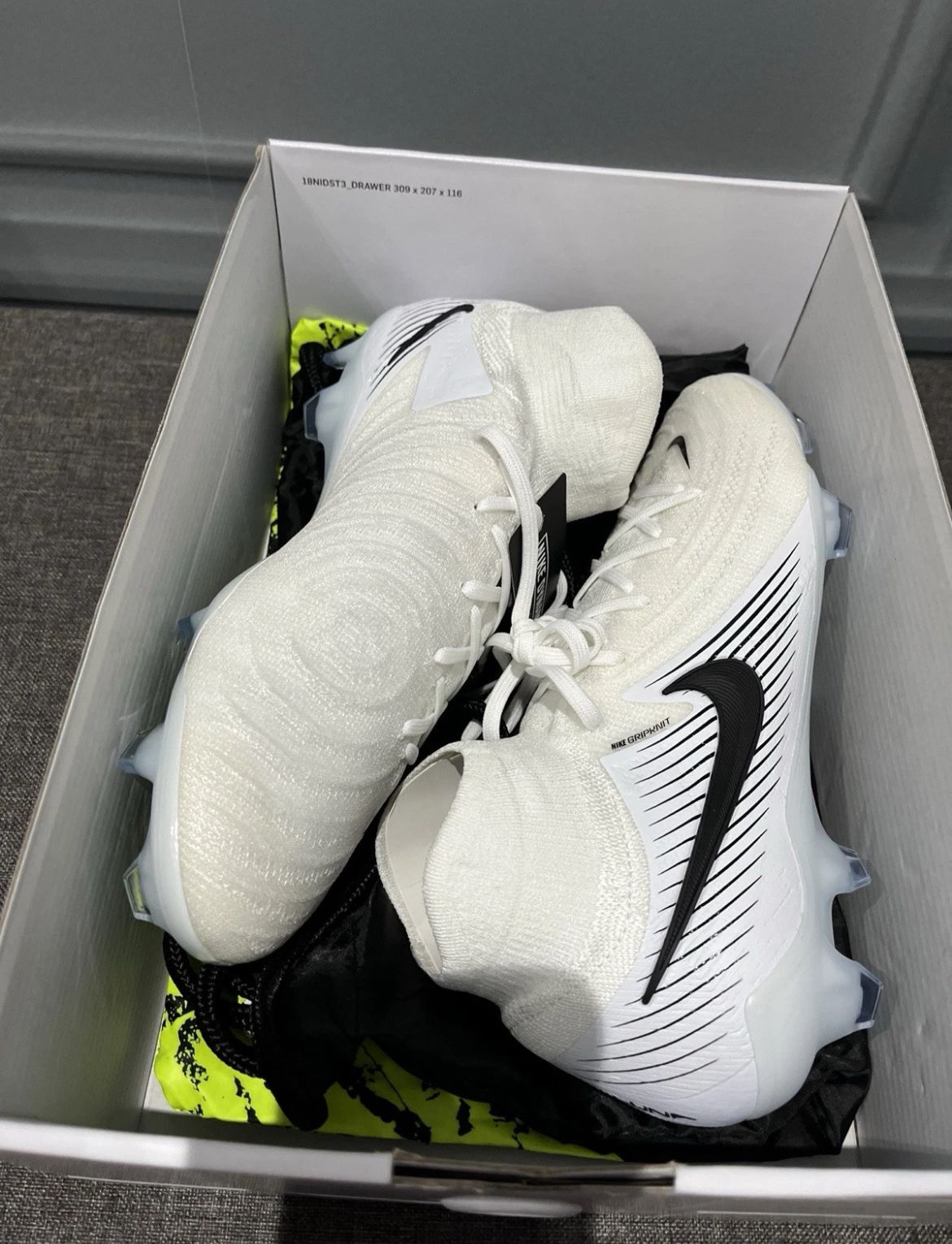 Nike Phantom Luna 2 Elite DF FG - ‘By You’ ID