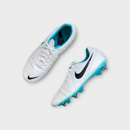 Nike CTR360 Maestri III SG