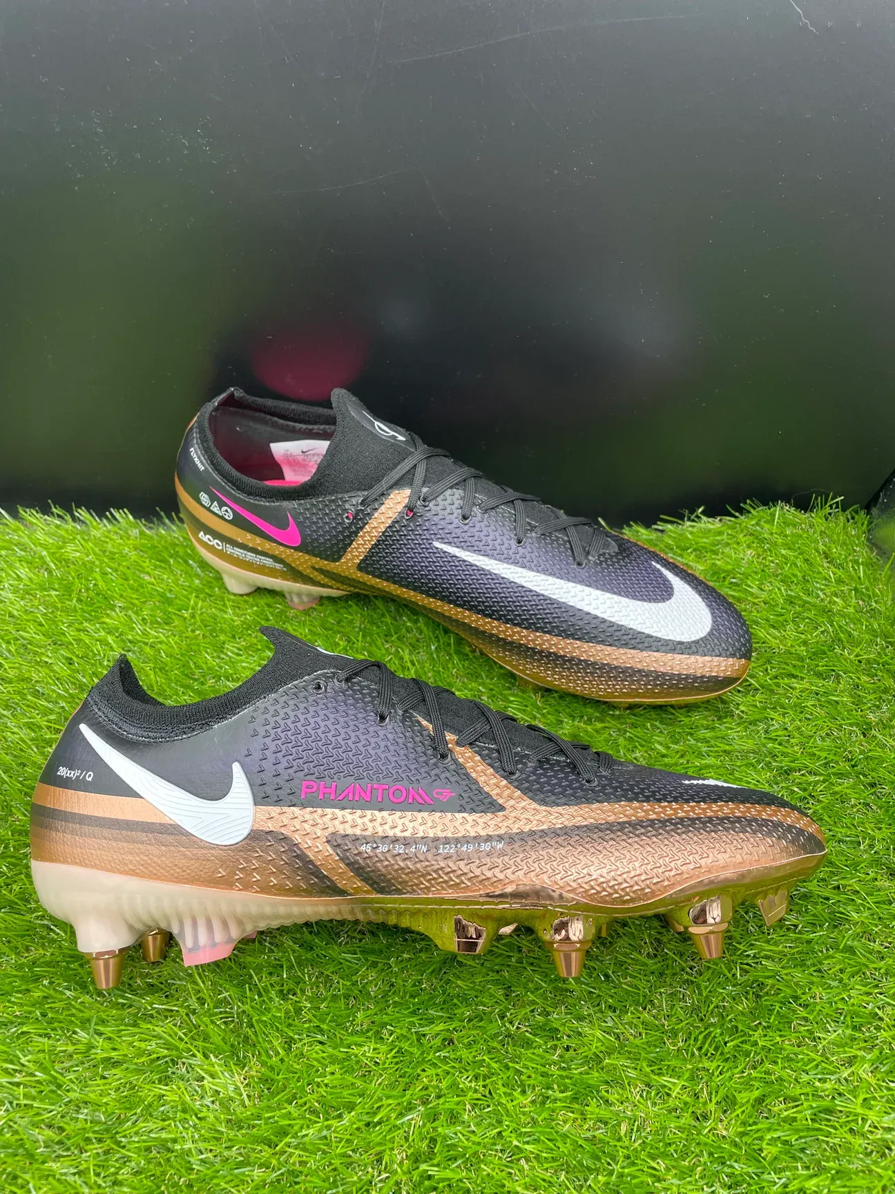 Nike Phantom GT 2 Elite SG-Pro