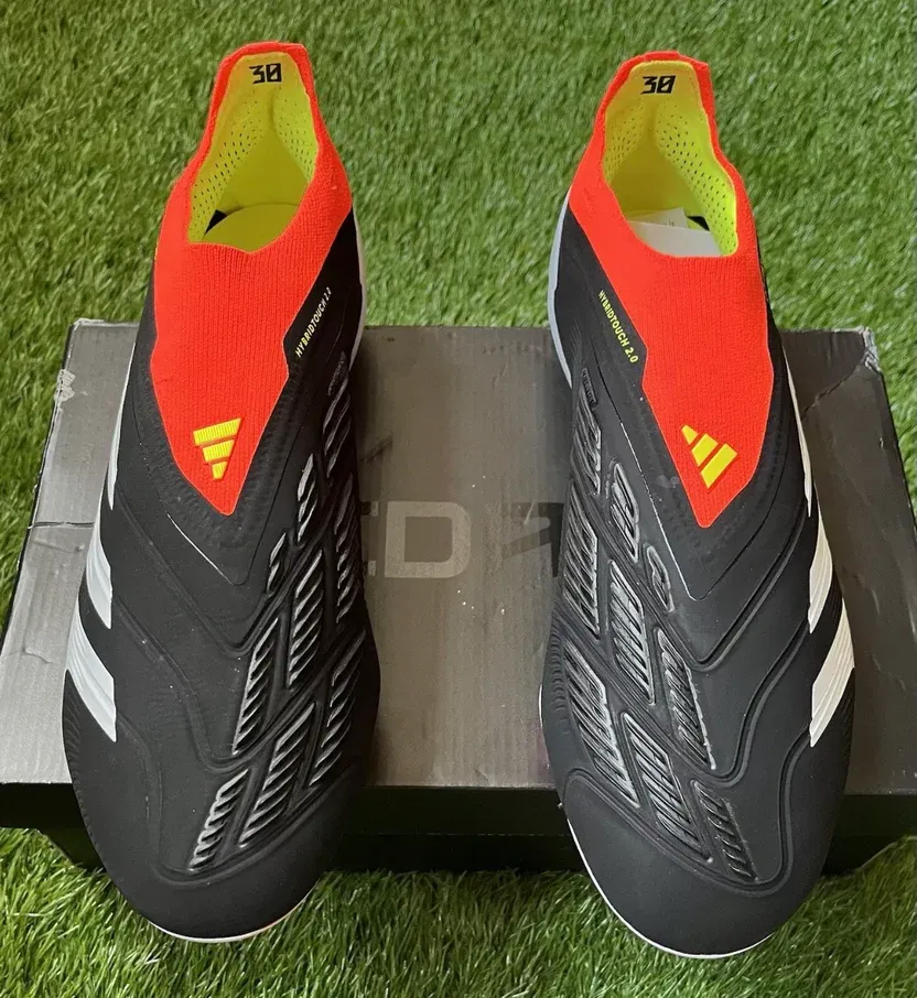 Adidas Predator Elite Laceless FG