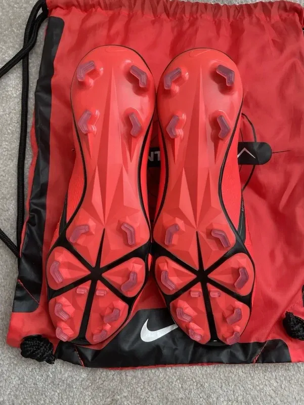 Nike Phantom Venom Elite FG