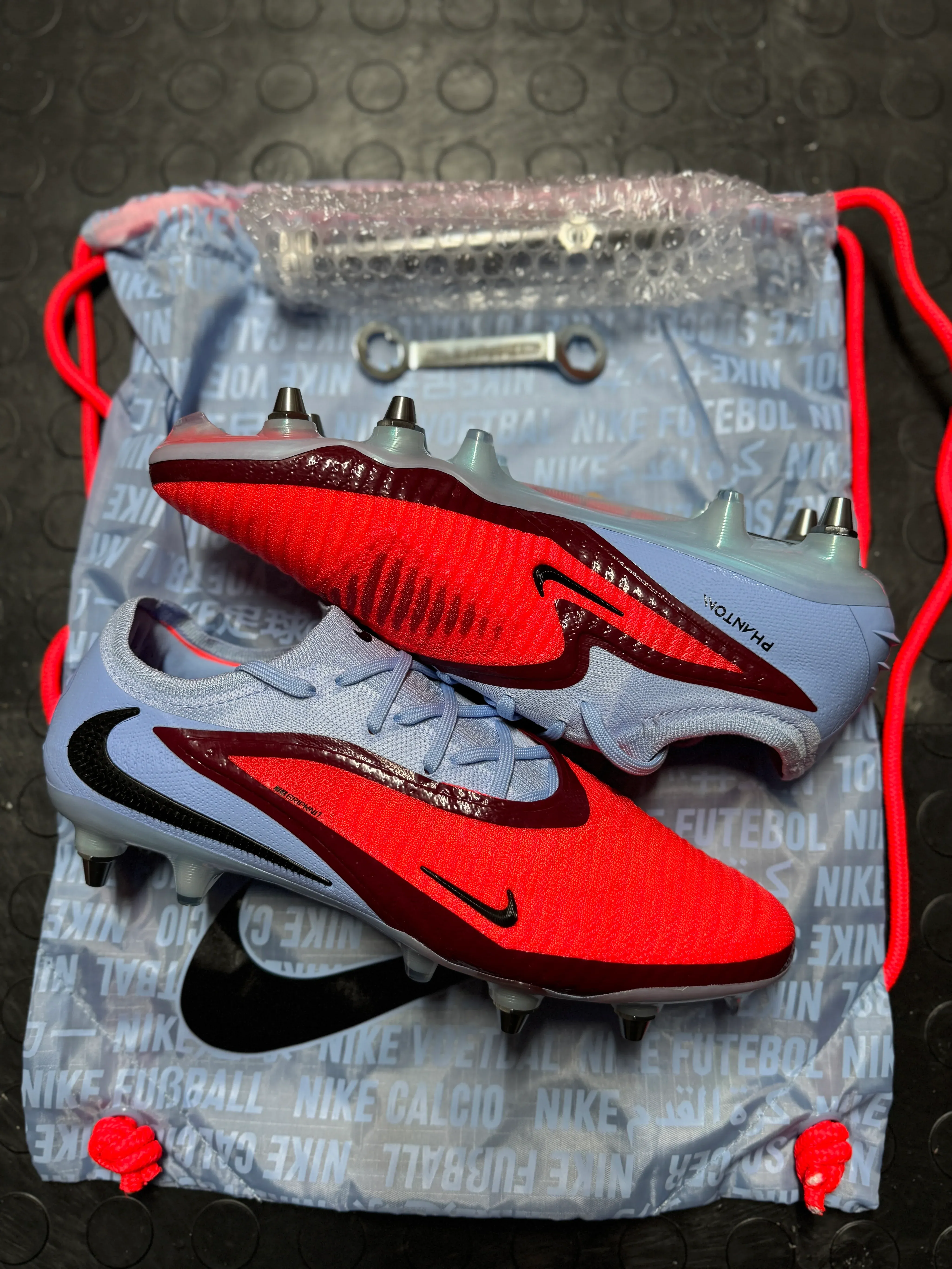 Nike Phantom 6 Elite SG-Pro