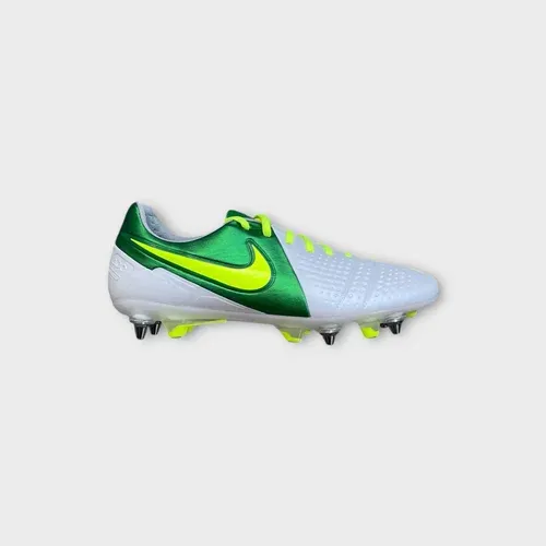 Nike CTR360 Maestri III SG