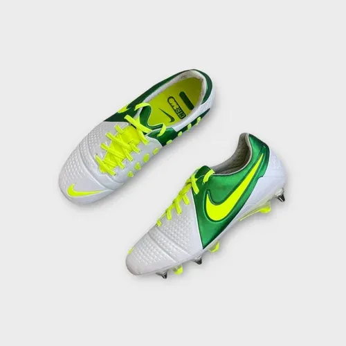 Nike CTR360 Maestri III SG