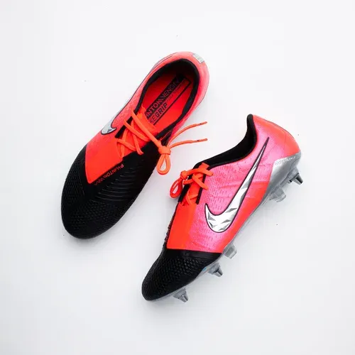 Nike Phantom Venom SG Pro