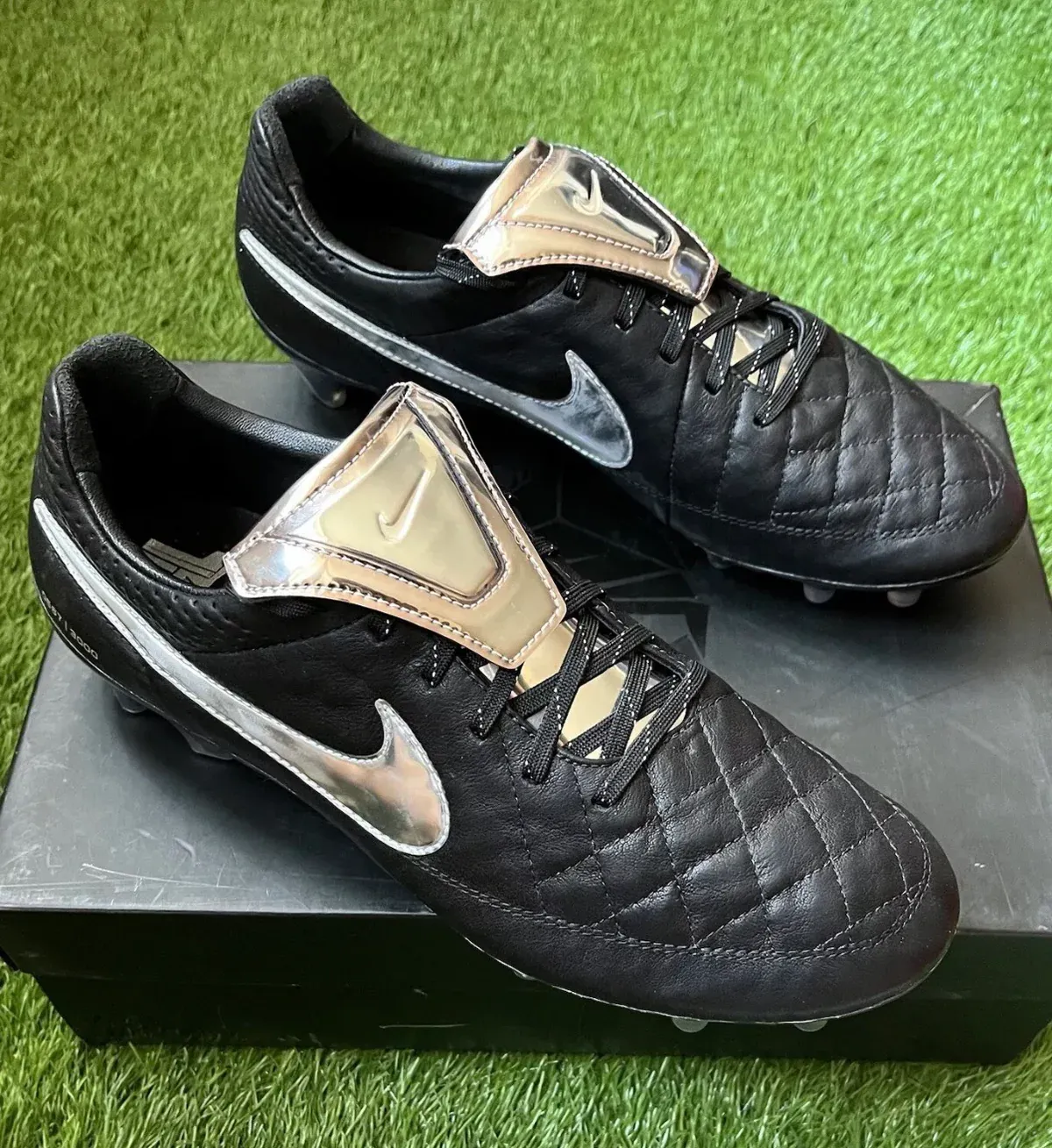 Nike Tiempo Legend V Premium FG ‘Totti’