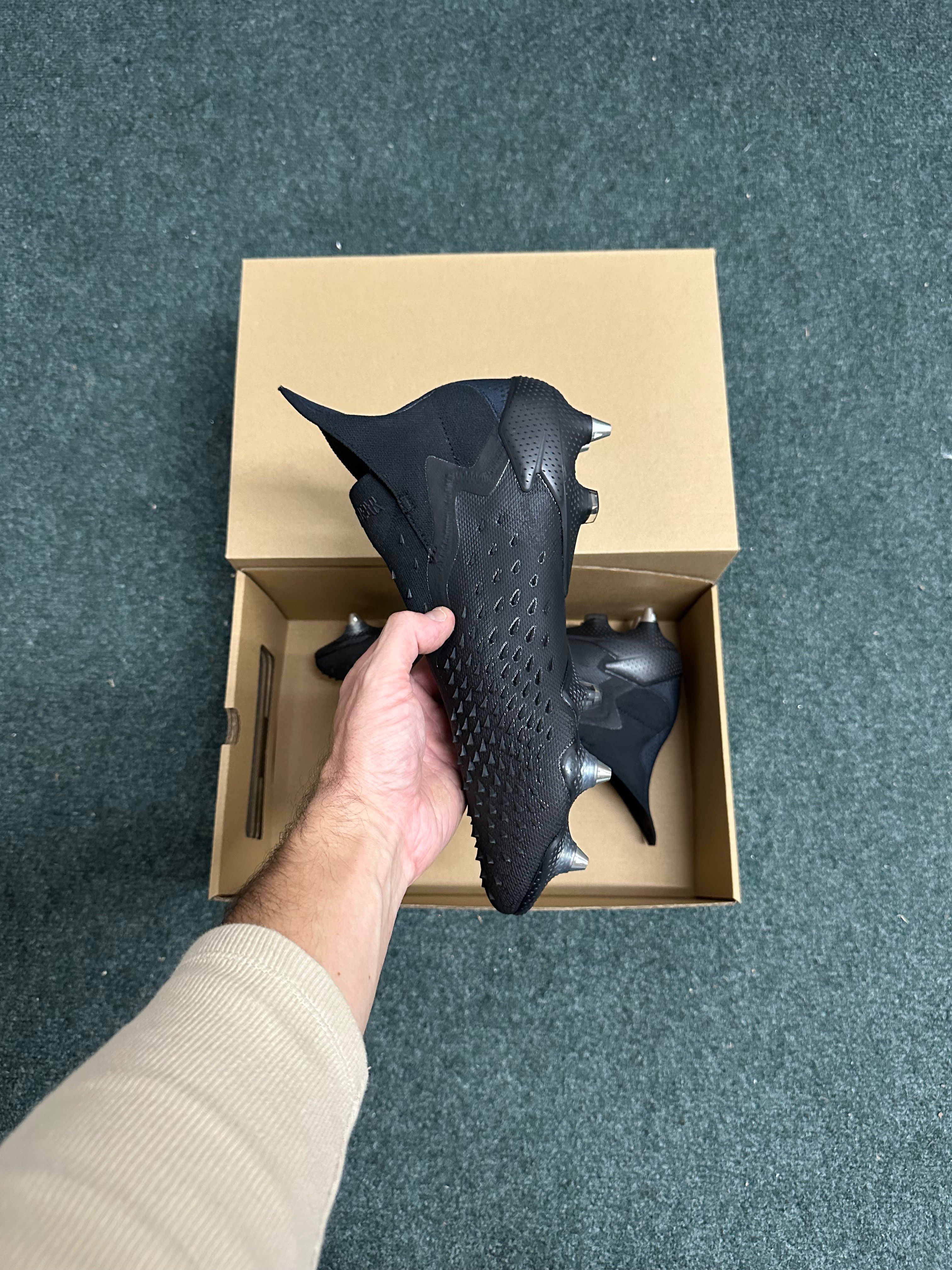 Adidas Predator Freak+ SG