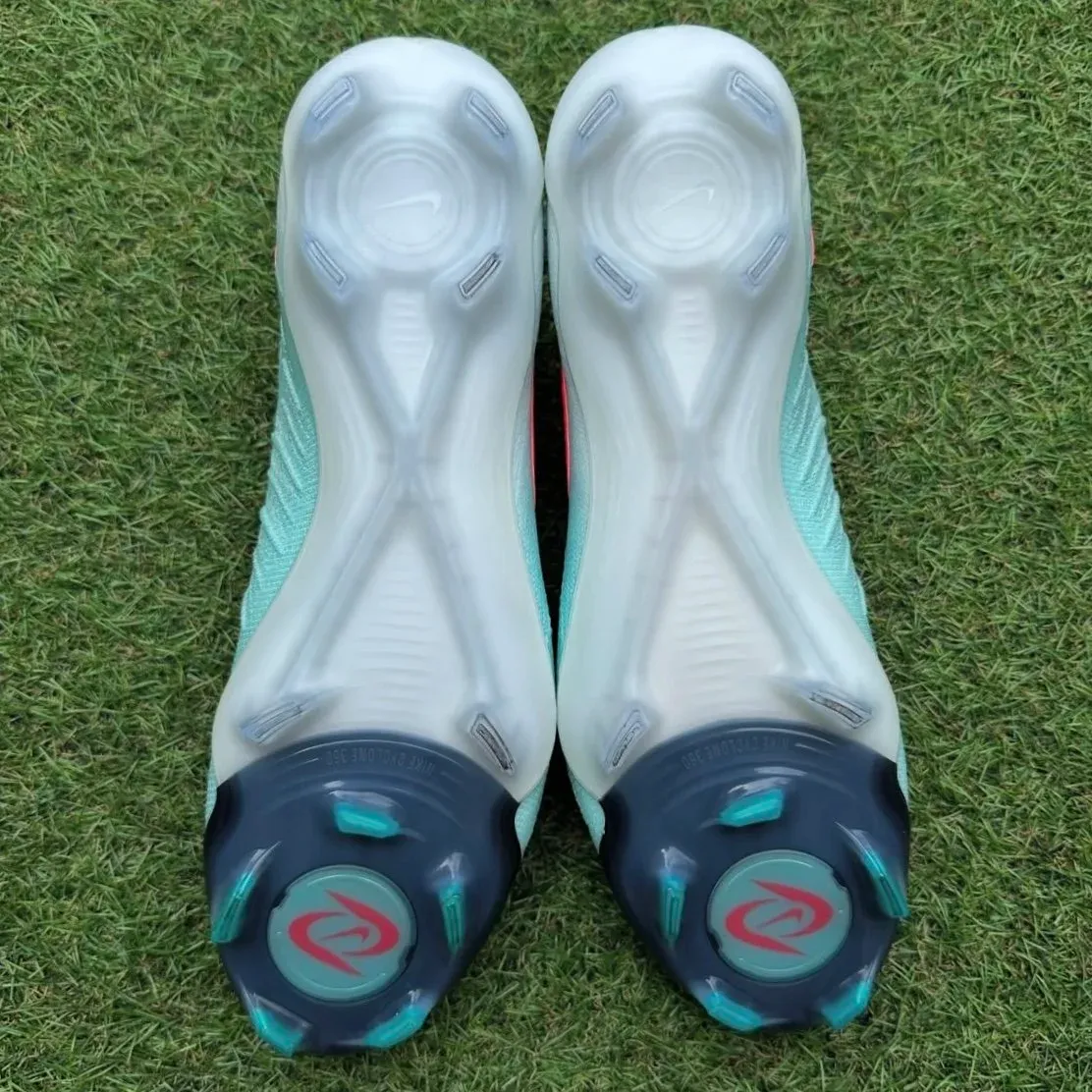 Nike Phantom GX2 Elite FG