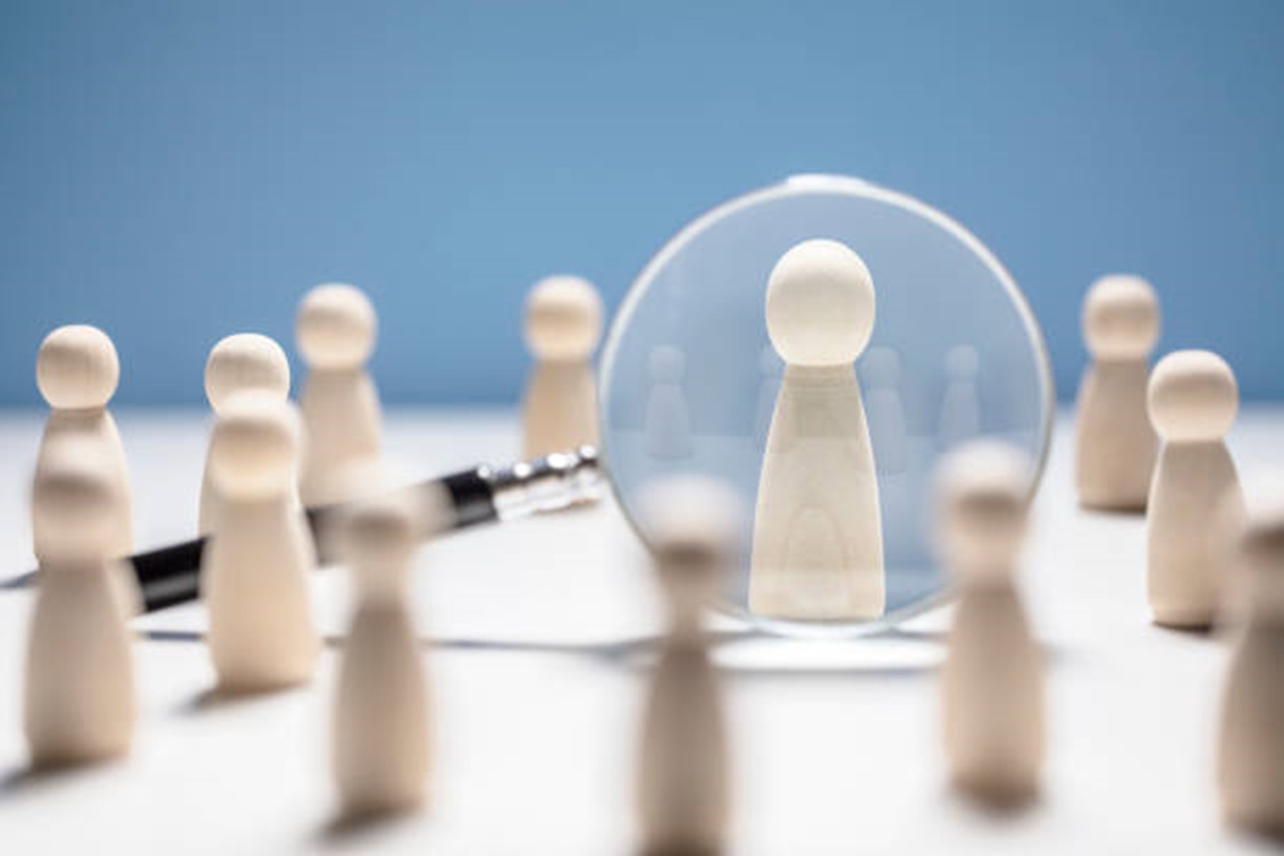difference between recruitment agencies and consultants